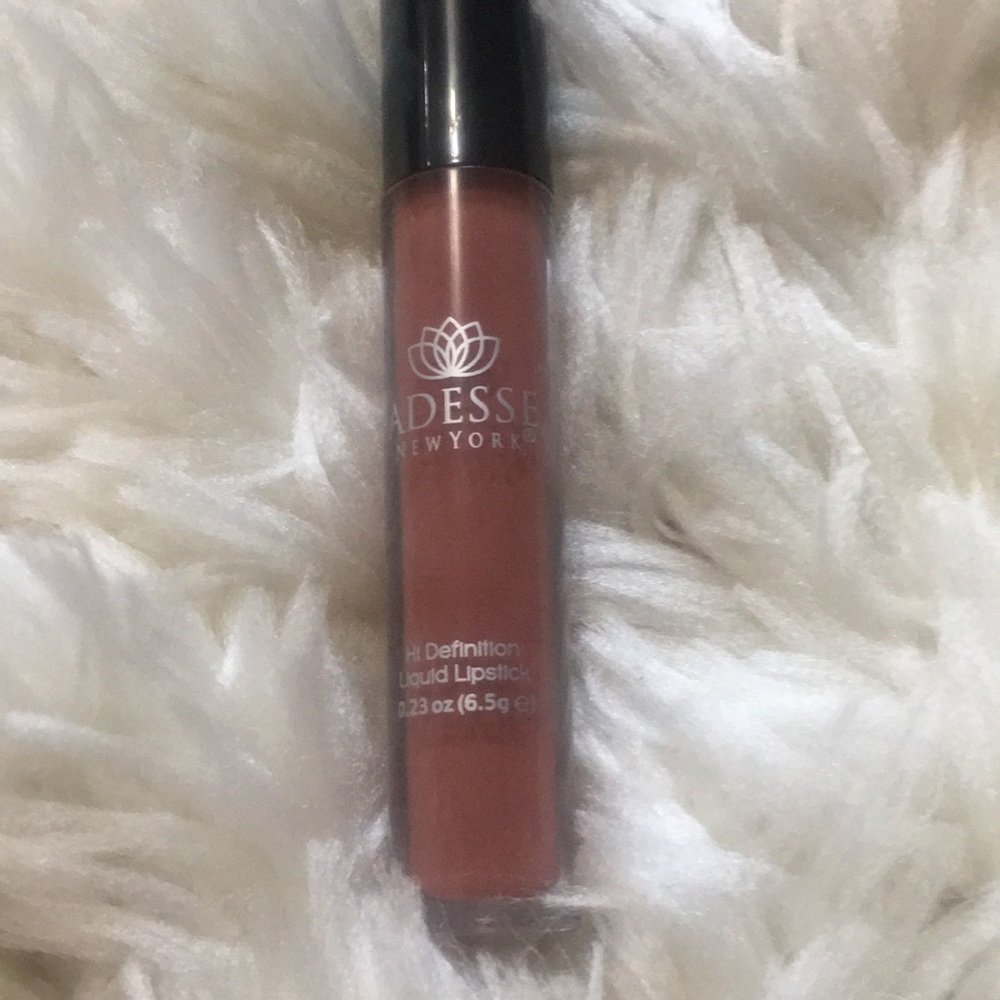 Adesse hi definition liquid lipstick